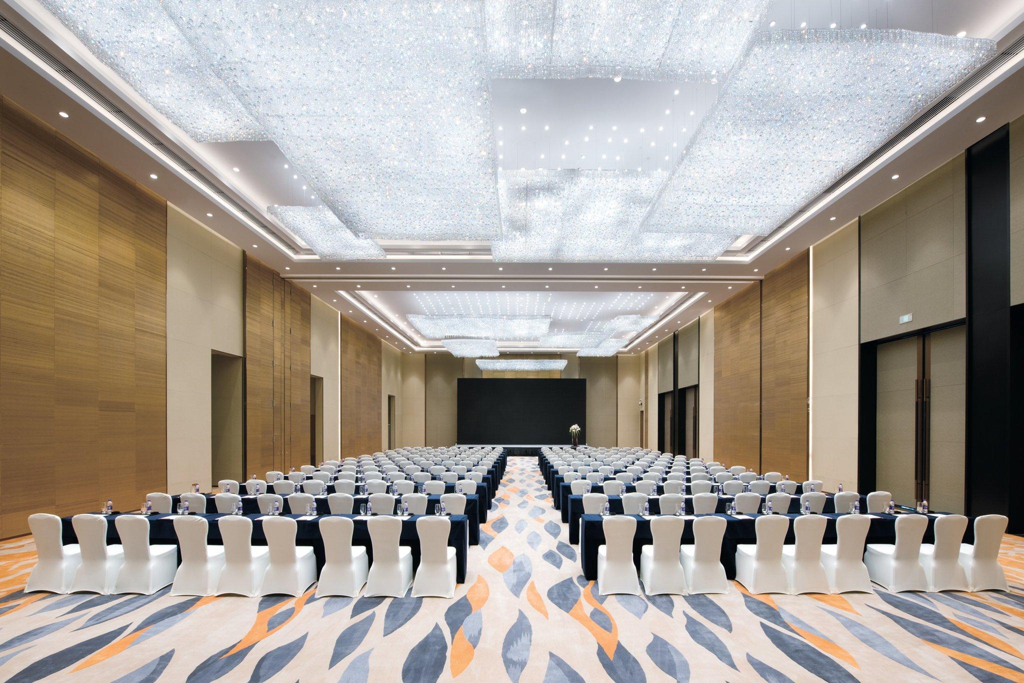 Crowne Plaza Hangzhou Qiantang - The Subway Can Reach The West Lake Scenic Area As Well As The Airport And High-Speed Rail Station, Adjacent To Jinsha Lake And Longfor Paradise Walk Dış mekan fotoğraf