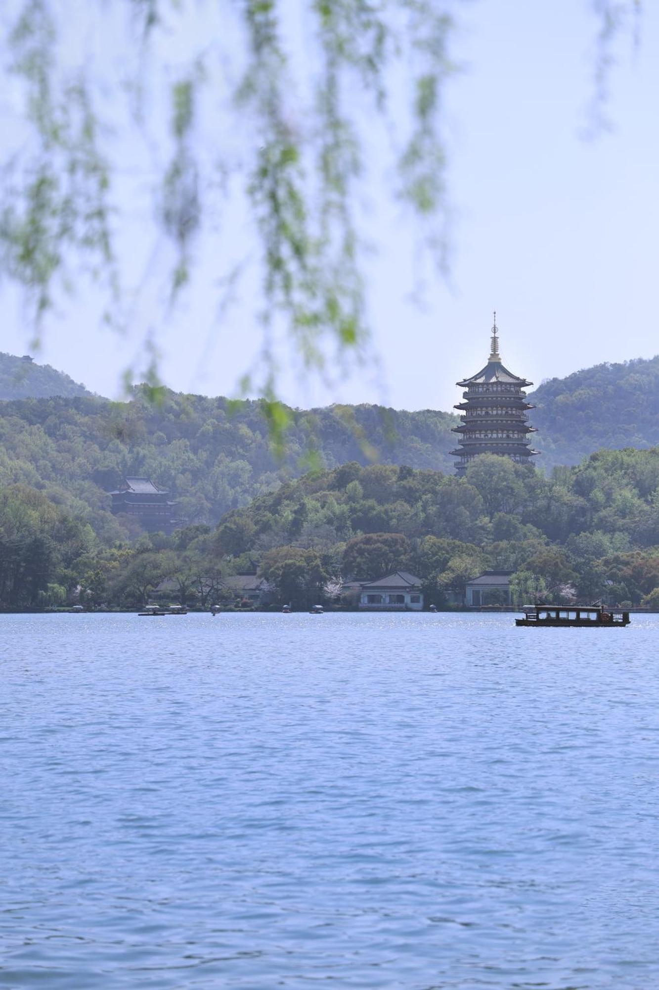 Crowne Plaza Hangzhou Qiantang - The Subway Can Reach The West Lake Scenic Area As Well As The Airport And High-Speed Rail Station, Adjacent To Jinsha Lake And Longfor Paradise Walk Dış mekan fotoğraf